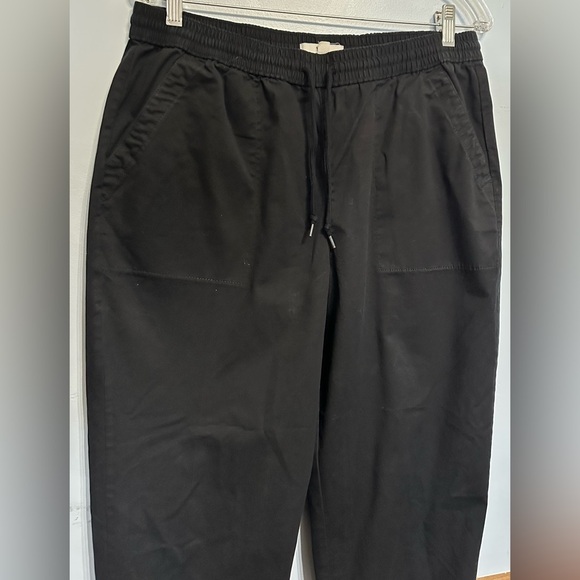 VANS UNISEX BLACK JOGGER PANTS WITH TIE STRING SIZE LARGE - Picture 2 of 6